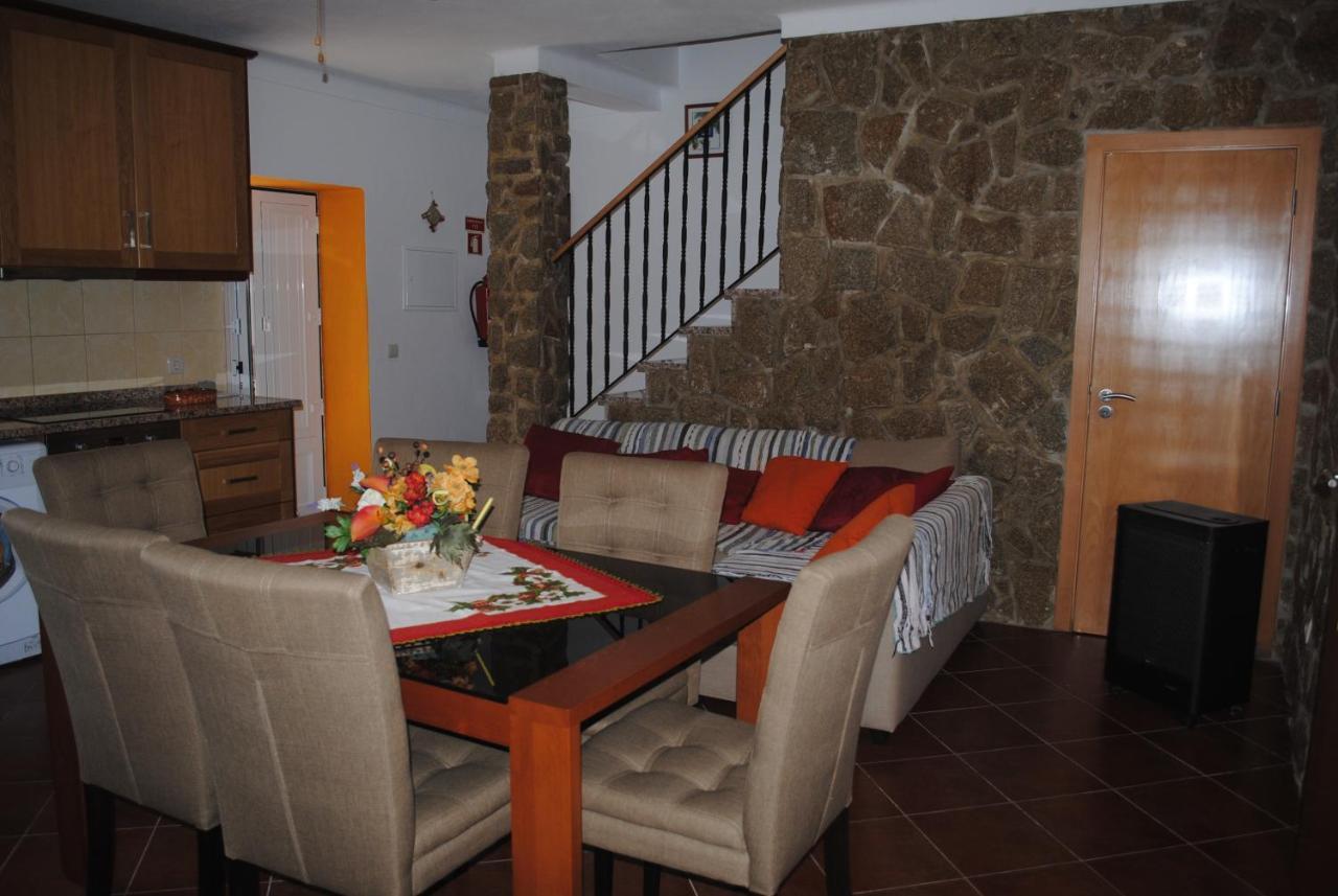 Villa Moradia Familia Escoto Monsanto Esterno foto