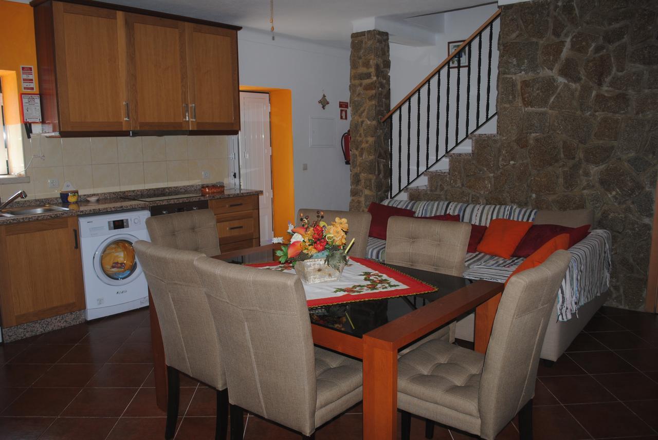 Villa Moradia Familia Escoto Monsanto Esterno foto